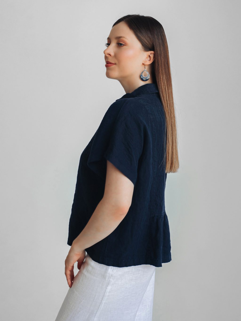 Легкая летняя блузка из 100% льна